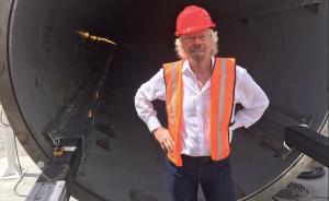 布蘭森牽手馬斯克：維珍入股超級(jí)高鐵