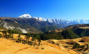 女大学生8天独自登顶雪山，曾休学一年穿越秦岭摆脱抑郁症