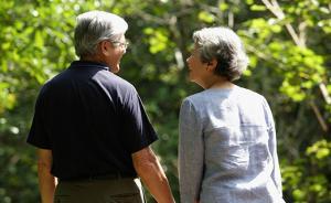 北京丰台一村244名老人获长寿奖：96岁每年可奖10万