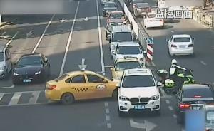 孕妇临产被堵高架，骑警开道紧急送医