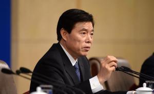 商务部部长：“双11”试点共享快递盒，减少快递包装垃圾