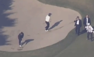 美日首脑再打高球,安倍摔了特朗普走了