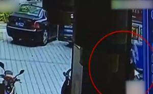 惡狗撕咬男孩，狗主懟“你家崽沒錯(cuò)？”