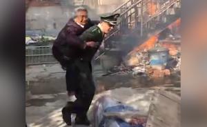 宣传消防日遇火灾,9旬老人被救出