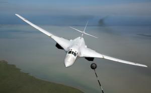 俄首架图-160M2战略轰炸机下线，战斗效能将提高约2倍