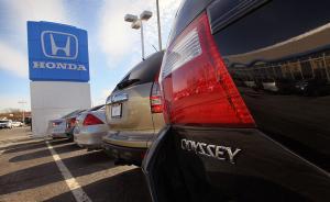 百萬輛奧德賽面臨召回：后視鏡自動折疊，第二排座椅自動前傾