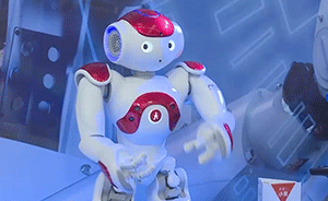 十九届高交会落幕:智能机器人轻松对话