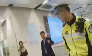 交警护送患儿就医，急诊室碰到自己孩子