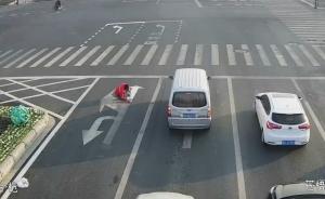 嫌下班堵车,男子带涂料和刷子涂改路标