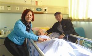 暖聞｜上海老太成都旅游摔骨折，路人醫院車站愛心接力