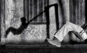 吉林樺甸5歲男童遭養(yǎng)母毒打，求救無果18小時(shí)后死亡被掩埋