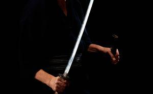 德州新法將允許公開攜帶長刀劍，部分居民憂重回“荒蠻年代”