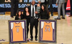 球衣退役儀式，科比哭了，老板也哭了