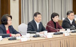 應(yīng)勇主持召開座談會(huì)聽取意見建議，修改完善《政府工作報(bào)告》