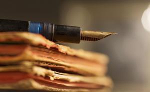 重慶腦癱女子自學(xué)成才，17年寫下百余首詩(shī)出版詩(shī)集