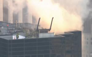 纽约特朗普大厦楼顶起火，2人轻伤