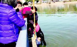 湖北黃石一女子溺水，民警跳湖救人、路過(guò)市民為她做心肺復(fù)蘇