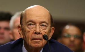 美80歲商務部長羅斯開會時睡著，被特朗普當眾批評不懂貿(mào)易