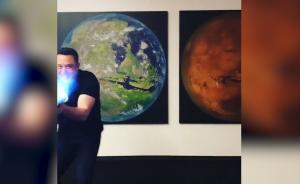 馬斯克賣起火焰噴射器，500美元還得搶