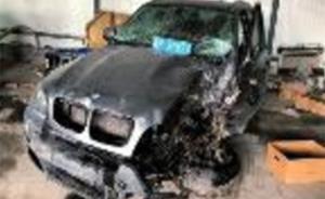 百萬寶馬車送修被技師開進(jìn)綠化帶撞壞，4S店：或走法律程序