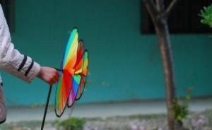 男童遭遺棄后生父獲刑一年生母失蹤，法院判決由福利院監護