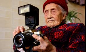 澎湃中國年|106歲李玉珍的48小時