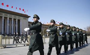 长安街知事：新任戎装常委挑起脱贫攻坚重担