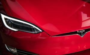 燃油車后院起火？特斯拉首度超越奔馳寶馬同級車型歐洲年銷量