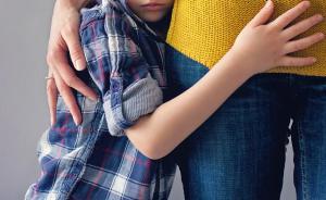 全国人大代表朱列玉建议在刑法中增设“虐待儿童罪”