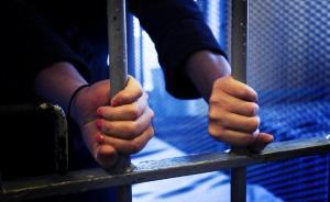 朋友圈发招嫖信息，一女子被三亚警方拘留15日罚款500元