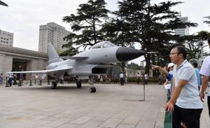 講武談兵｜龍傲九天：殲-10戰(zhàn)斗機家族發(fā)展啟示錄