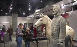 在美展出兵馬俑手指被盜：究竟哪里出了問題？該怎么賠？