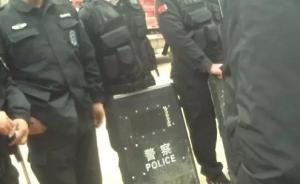 云南鹽津民警為戰(zhàn)友擋刀墜樓受傷，醒來先問嫌犯是否抓獲