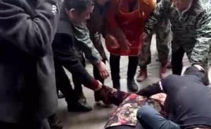 湖北鄂州一城管隊(duì)員拆違時(shí)暴力執(zhí)法傷人，已被拘留