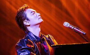 又見李泉，依然少年