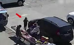 車主剛給愛車做完漆，親兒子就劃了整車