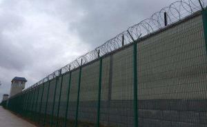 美國南卡羅來納州一所監(jiān)獄15日晚發(fā)生騷亂，已致7死17傷