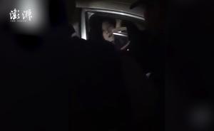 醉酒女司機(jī)趕走代駕，自己倒車撞11車