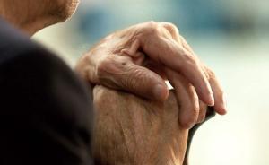 父親不贍養(yǎng)爺爺奶奶，四川宜賓一男子替爺奶把父親告上法庭