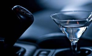 靈寶交警通報：一傷殘長期病假職工涉酒駕釀車禍，已抽血送檢