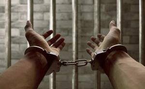 溫州一女子拒絕去KTV遭家暴，反抗時將丈夫掐死獲刑六年半