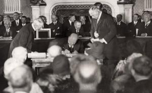 國際思想周報｜戰(zhàn)爭非法化與新世界秩序；印度邪惡的父權(quán)制