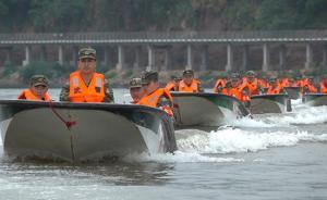 備戰汛期，實拍武警水上救援演練