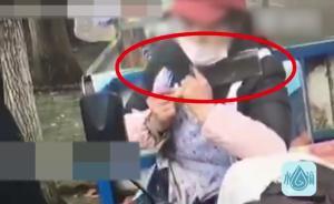 三輪車占道遇查，女子刀架脖子演苦情戲