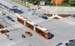 智能軌道列車在湖南株洲上線試運(yùn)行：初步具備商業(yè)化運(yùn)營能力