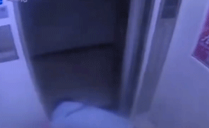 偷名酒被抓，男子報警“保安不讓我走”