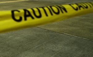 尼泊爾博卡拉機(jī)場(chǎng)發(fā)現(xiàn)簡(jiǎn)易爆炸裝置，警方封鎖現(xiàn)場(chǎng)