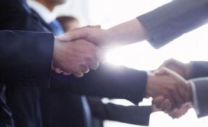 唐方裕任中辦副主任、調(diào)研室主任，田培炎任中央政研室副主任