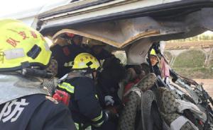 吉林載駕校學員客車與貨車相撞事故調查：系貨車強行超車所致