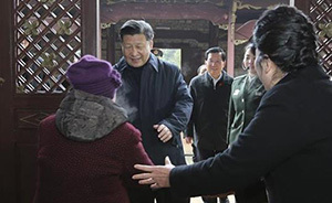 習(xí)近平這樣致敬英雄